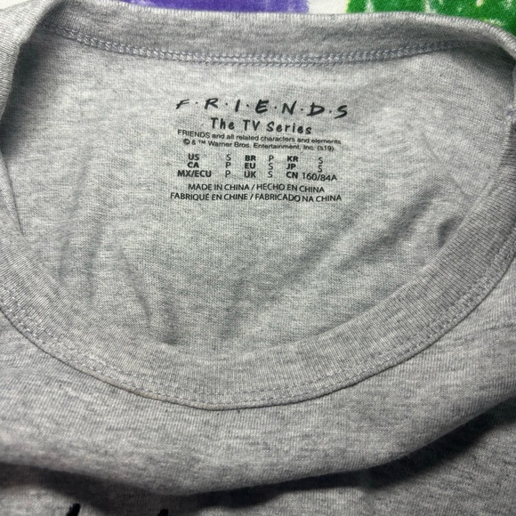 friends crop top women - Picture 7 of 7